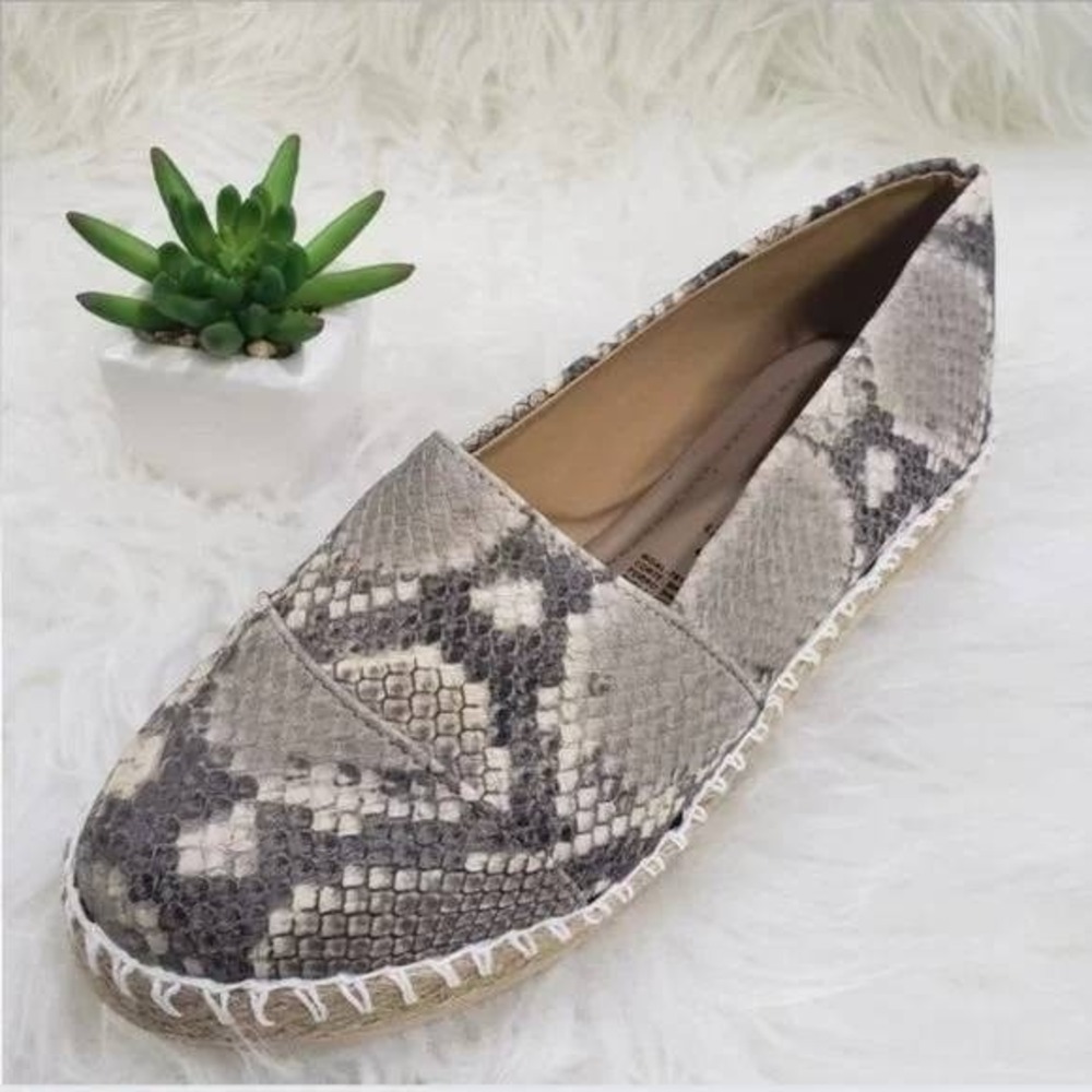 Women's Snakeskin Print Espadrille Platform SlipOn Flats Jute Sole Shoes 10 NEW - Picture 5 of 8
